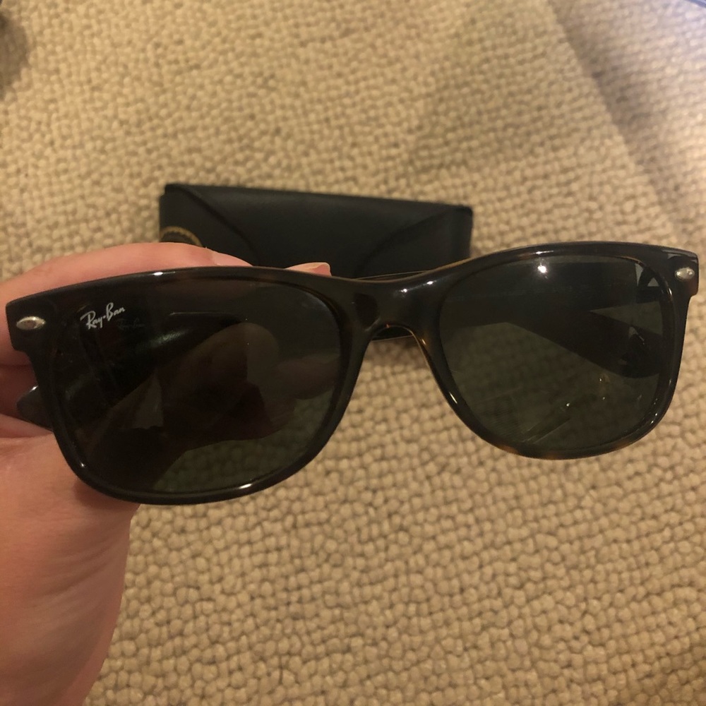 Tortoise Wayfarer Rayban Sunglasses